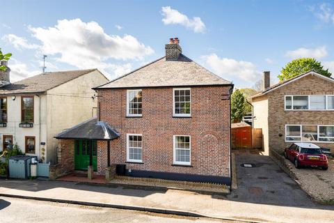 Common Road, Kensworth, LU6 3RH 3 bed detached house for sale