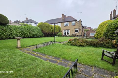 Cedar Avenue, East Barnet EN4 3 bed semi