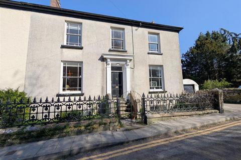 Church Road, Llansteffan, Carmarthen 5 bed end of terrace house for sale