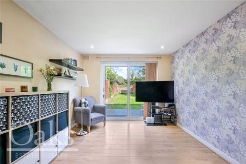 Dinsdale Gardens, South Norwood 3 bed terraced house for sale