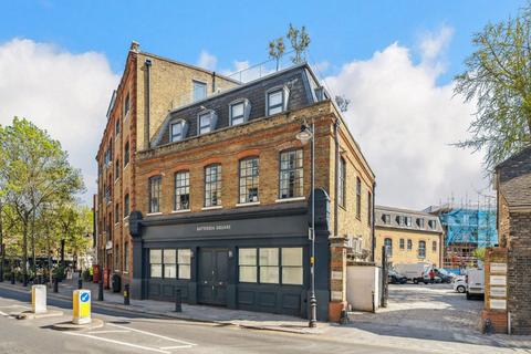 Ship House, Battersea Square... 3 bed apartment for sale