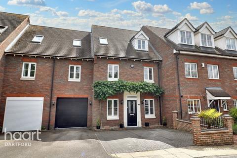 High Trees, Dartford 4 bed townhouse for sale