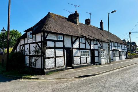 London Road, Holybourne, Alton... 2 bed end of terrace house for sale