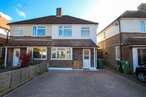 Cliffe Avenue, Southampton... 3 bed semi