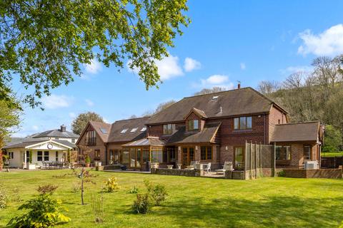 Henfield Road, Henfield BN5 6 bed detached house for sale
