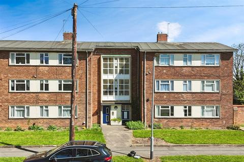 Dayton Road, Hull 2 bed apartment for sale