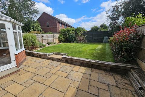 Blandford Drive, Kingsmead... 3 bed semi