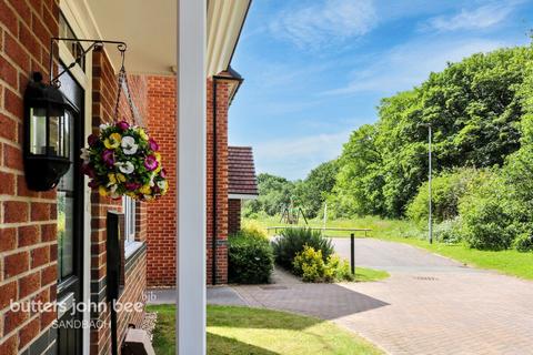 Dappled White Close, Sandbach 4 bed detached house for sale