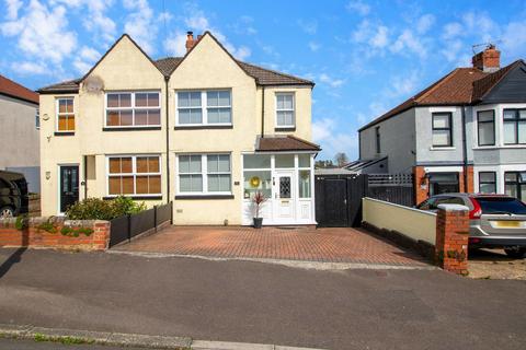 Fairways Crescent, Cardiff 3 bed semi