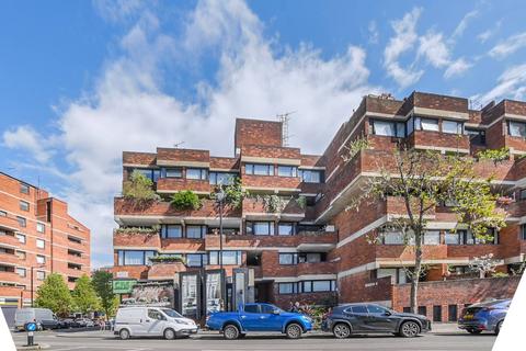 Charlwood Street, Pimlico, London, SW1V 3 bed flat for sale