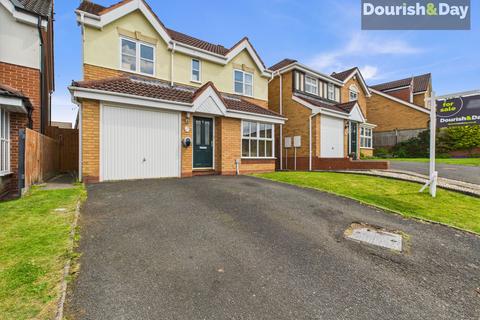 Padstow Drive, Stafford ST17 4 bed detached house for sale