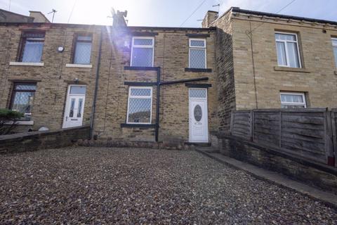 Huddersfield Road, Bradford 2 bed terraced house for sale