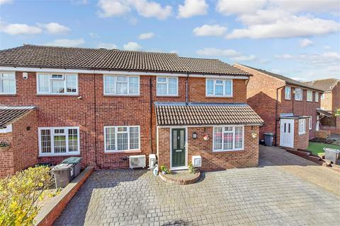 Townsend Road, Snodland ME6 3 bed semi