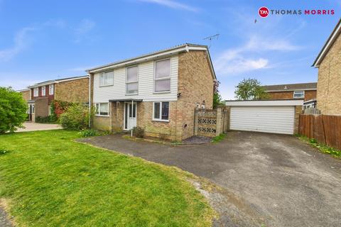Milton Avenue, St. Neots PE19 4 bed detached house for sale