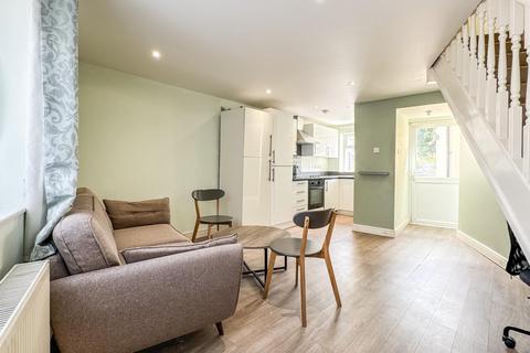 Marksbury Road, Bedminster, BS3 5LD 1 bed terraced house for sale