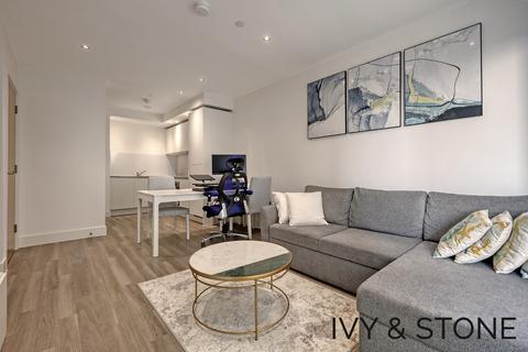 Wray Avenue, London, E16 1 bed apartment for sale