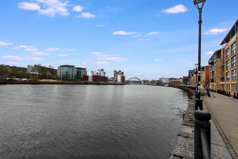 Mariners Wharf, Quayside, Newcastle... 2 bed apartment for sale