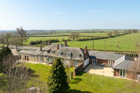 Long Crendon Road, Long Crendon... 4 bed detached house for sale