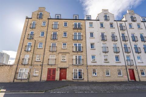 10/16 Giles Street, Edinburgh, EH6 2 bed flat for sale