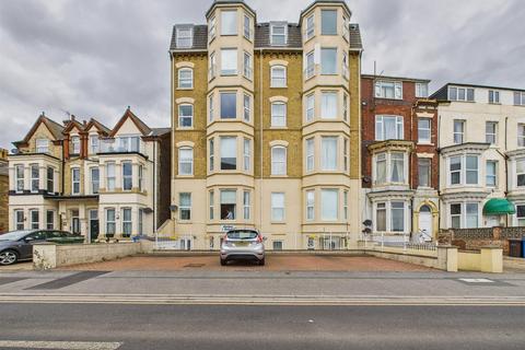 St. Annes Road, Bridlington 2 bed flat for sale