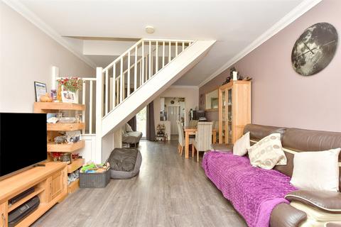 Suffolk Road, Gravesend, Kent 2 bed terraced house for sale