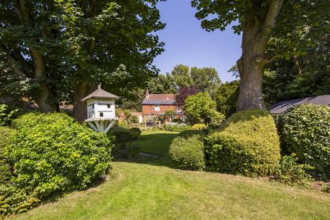 The Street, Sevenoaks TN15 5 bed detached house for sale