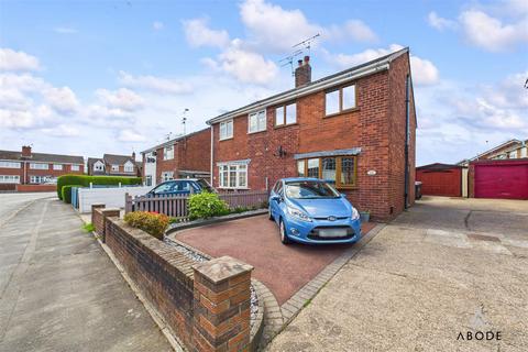 Bentley Road, Uttoxeter ST14 3 bed semi