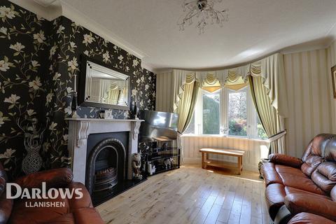 5 bedroom semi-detached house for sale