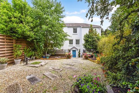 Surrey Street, Arundel 3 bed terraced house for sale