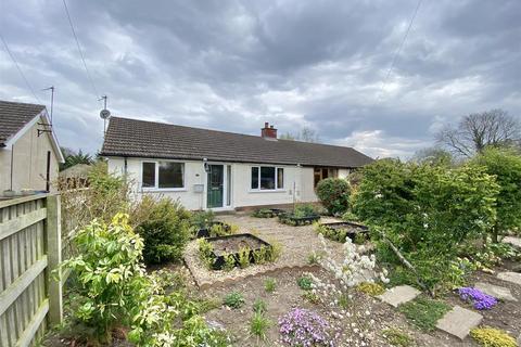 2 bedroom semi-detached bungalow for sale