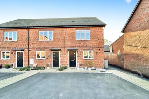Haywain Walk, Basingstoke, Hampshire 2 bed end of terrace house for sale