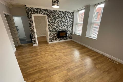 Victoria Road, Aldershot 1 bed flat for sale