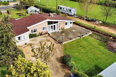 Trowbridge BA14 4 bed detached house for sale