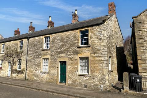 Marshfield SN14 3 bed townhouse for sale
