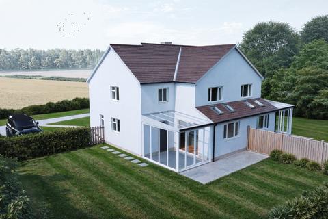 Maypole Road, Heybridge 3 bed semi