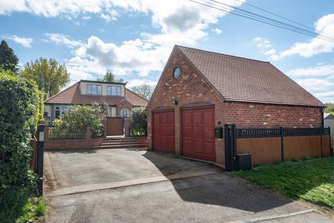 Mount Road, Fairfield, Bromsgrove... 4 bed detached house for sale
