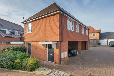 Clarence Way, Kings Hill, ME19 4QT 2 bed apartment for sale