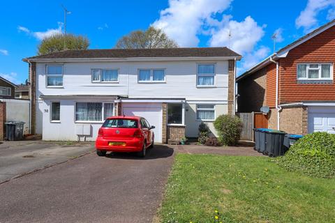 Valebridge Drive, Burgess Hill, RH15 4 bed semi