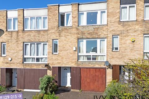 Turnpike Link, Croydon, Surrey, CR0 4 bed townhouse for sale