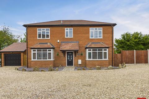 Stroud Road, Gloucester GL4 4 bed detached house for sale
