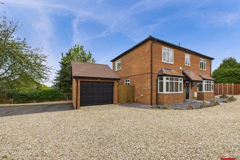 Stroud Road, Gloucester GL4 4 bed detached house for sale