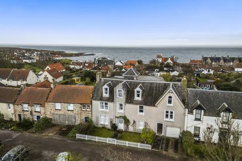 1 Forelands Court, 18 South... 4 bed ground floor maisonette for sale