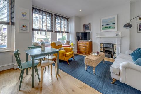 Fleet Road, Hampstead 2 bed flat for sale