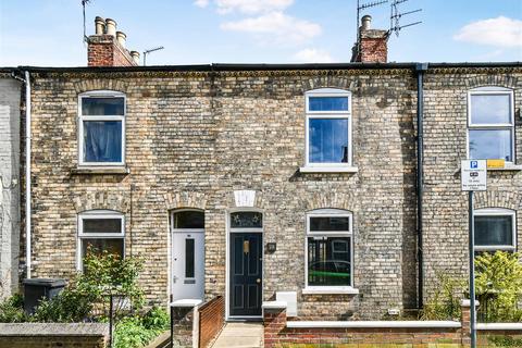 Brownlow Street, The Groves 2 bed townhouse for sale