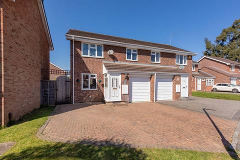 Lowbrook Drive, Maidenhead SL6 3 bed semi
