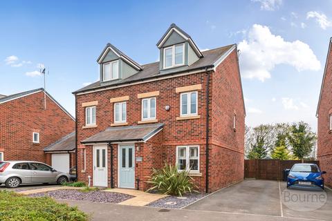 Bello Abbey Way, Alton, Hampshire, GU34 3 bed semi
