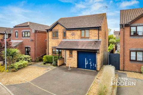 Chippenham Mews, Peterborough, PE2 4 bed detached house for sale