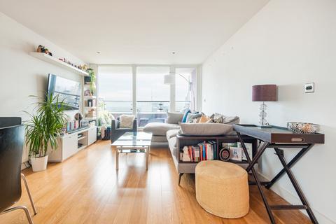 Mallard Point, London, E3 2 bed apartment for sale