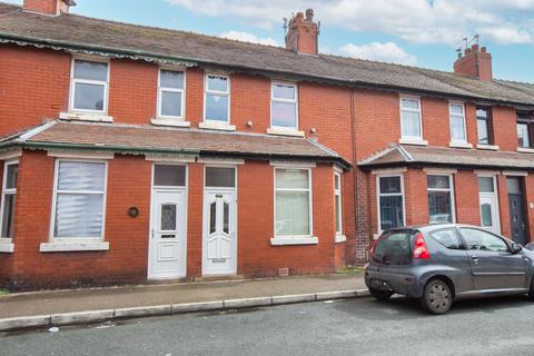 Gordon Road,  Fleetwood, FY7 3 bed terraced house for sale