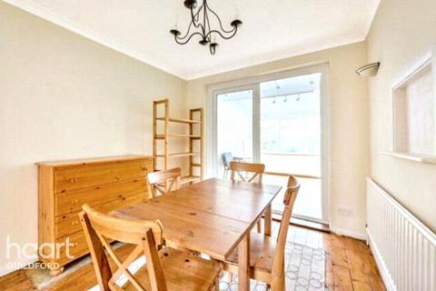 Beckingham Road, Guildford 4 bed detached house for sale